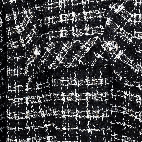 Chanel Bouclè Fantasy Tweed Planisphere Black White Short Jacket - Picture 9 of 16